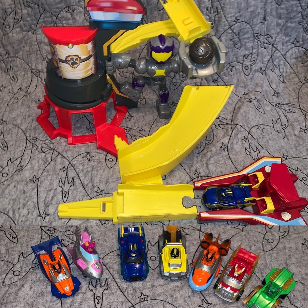 Paw Patrol True Metal Mighty Meteor Track Set with Car characters